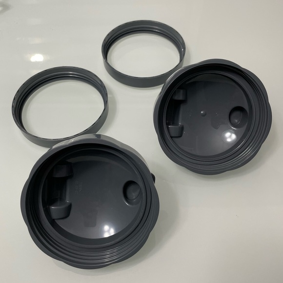 Nutribullet accessories: 2 to go lids and 2 lip rings (NEW!!) - Picture 9 of 11
